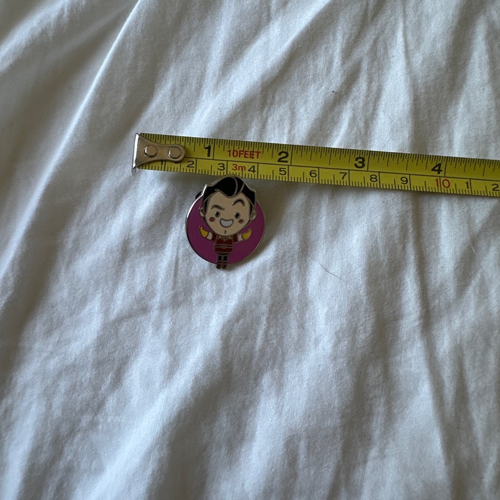 Disney pin Cute villain - Gaston